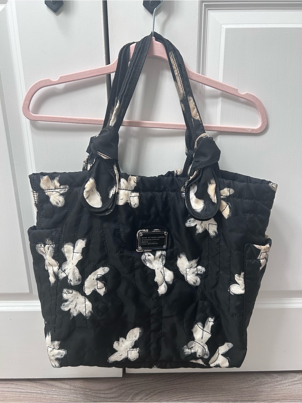 Marc by Marc Jacobs Black Quilted Floral Tote Workwear